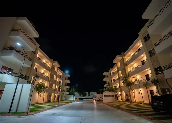 Luxury With Poll Appartement *