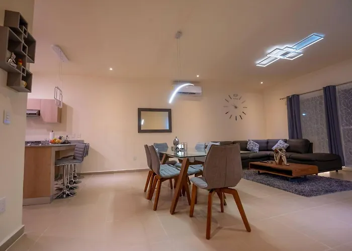 Appartement Luxury With Poll *